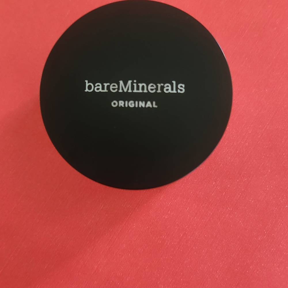 bareMinerals Loose Powder Foundation – Fair 01 (Beige/Cream)